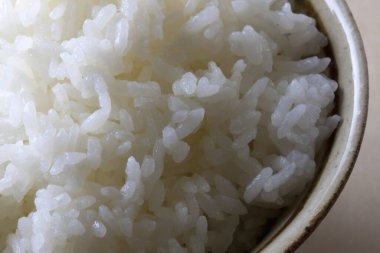Kasede pişmiş beyaz pirinç.