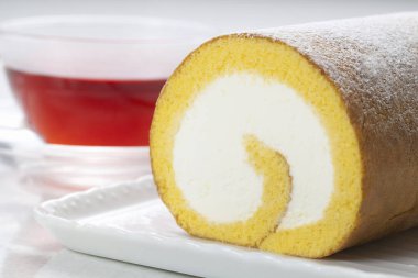 Kremalı limonlu börek. 