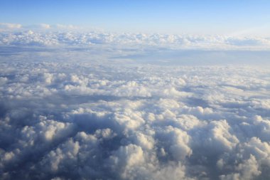 Güzel bulutların hava manzarası