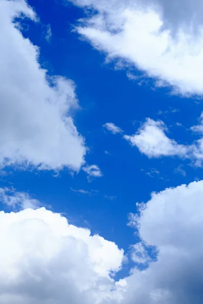 White Fluffy Clouds Clear Blue Sky Background — Stock Photo, Image