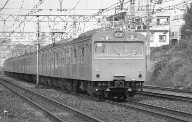 Japon demiryolunun ana hattı boyunca gün boyunca vagon ilerler..