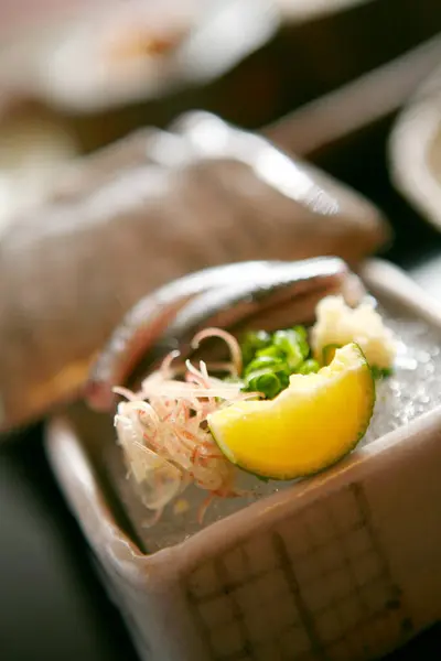 美味しい日本料理 魚と一緒に料理する — ストック写真