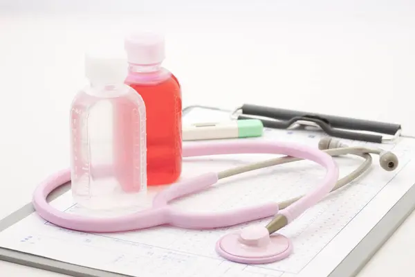 Medical Record Pink Stethoscope — Stock Photo, Image