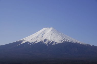 Fuji Dağı karla kaplı, Japonya