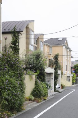 Chojamaru 'nun mimarisi, Kamiosaki olarak da bilinir, Tokyo Shinagawa' da özel bir yerleşim alanıdır..