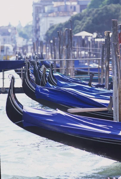 Gran Canal Venecia Italia Primer Plano Las Góndolas Flotando Agua — Foto de Stock