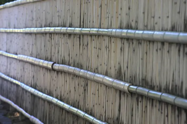 Kablolu Metal Çit — Stok fotoğraf