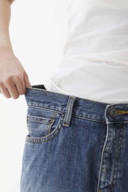 Kilolu, kilolu, kotlu, mezuralı kadın.