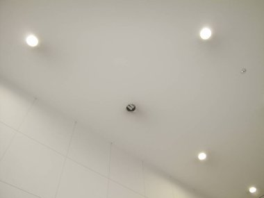 modern tavan lambaları odada, kapatın.