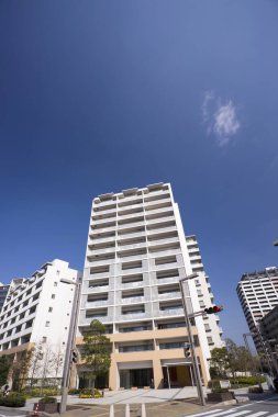 Japon kentinin gündüz kentsel mimari görüşü