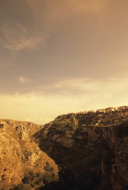 İtalya 'daki Matera şehrinin güzel uzaklık manzarası