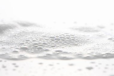 Beyaz baloncuklu soyut sıvı arkaplan           