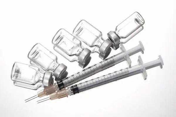 Syringes Ampoules Isolated White Background — Stock Photo, Image