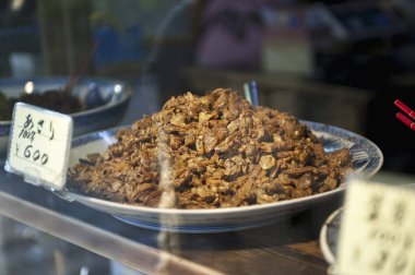 Yakın plan - lezzetli baharatlı biftek manzarası