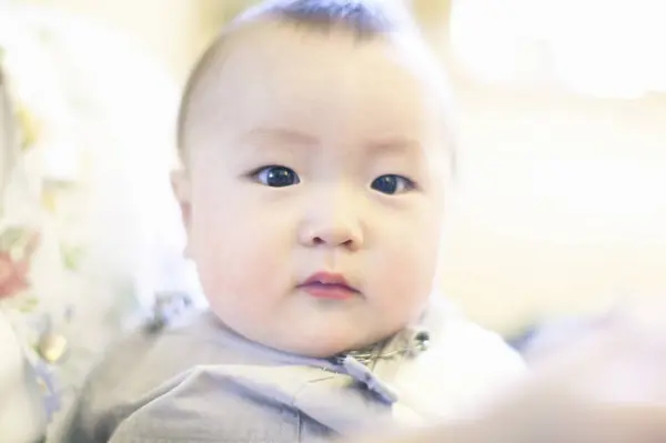 Pouco Asiático Bebê Fundo Close — Fotografia de Stock