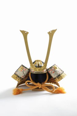 Japon stiliyle dekore edilmiş tatil kaskı.