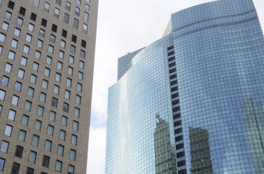 Gündüzleri modern şehir mimarisine bakış 