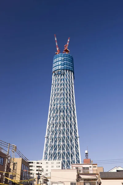 東京スカイツリーは 日本で最も高い放送塔です — ストック写真