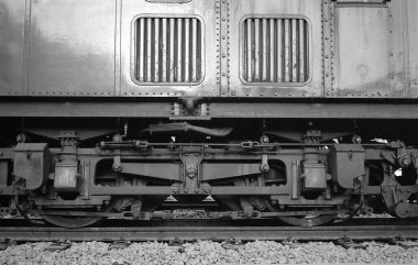 Eski paslı metal motor