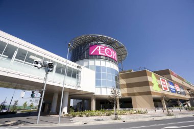 Manzara çok güzel, tutarlı, yüksek kaliteli Japon şehir planlarını gözler önüne seriyor.