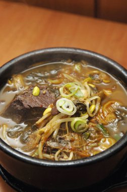 Kore çorbası, sığır eti çorbası. 