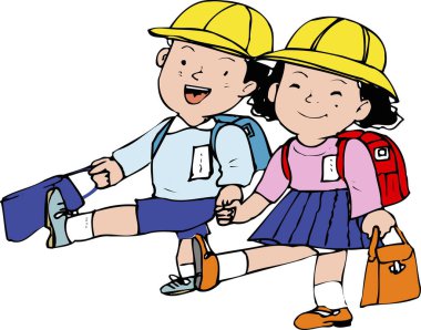 Okula giderken üniforma giyen iki çocuk.