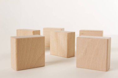  arka plan üzerinde ahşap küpleri 