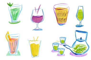 Çeşitli cam tarzlarda renkli el yapımı içecekler.