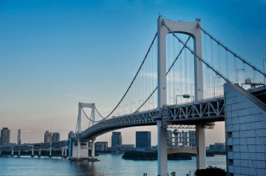 Gökkuşağı Köprüsü 'nün Resmi