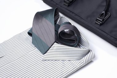 Şık erkek kıyafetleri ve aksesuarları. 