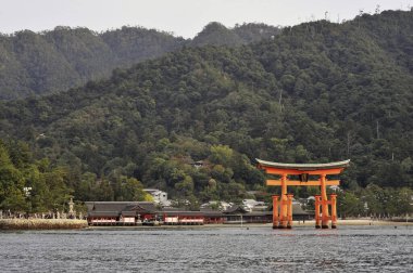 Itsukushima tapınak: Hiroshima, Japan