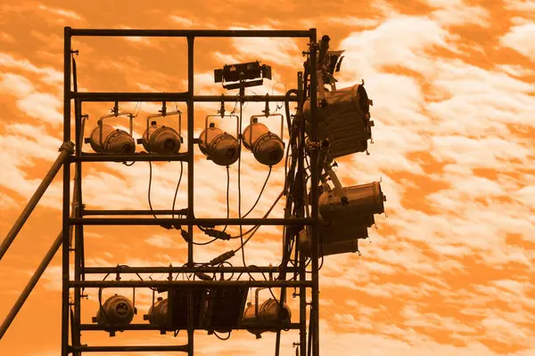 Ein Blick Aus Dem Hochwinkel Signalübertragung Gegen Den Himmel — Stockfoto