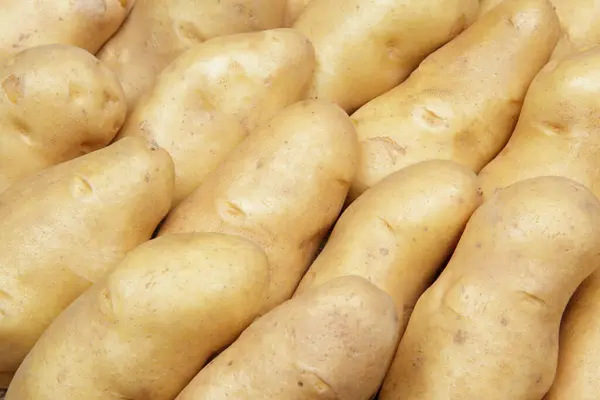 市场上的土豆 — 图库照片