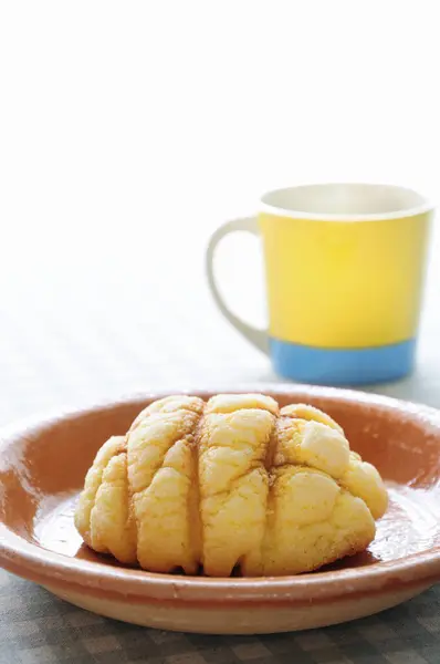 Japanese Sweet Bread Melon Pan Tea — Stock Photo, Image