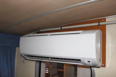 modern beyaz klima iç mekanda