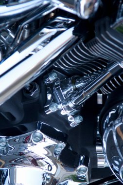 Modern motosikletin detaylı yakın çekim görüntüsü