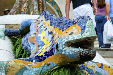 Barselona, İspanya 'daki Guell parkında. Gaudi tarafından tasarlandı. 