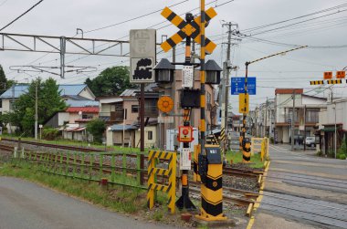 Şehirdeki tren istasyonunun manzarası 