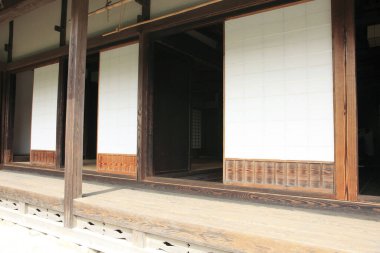 Japonya 'daki eski Japon geleneksel evi.
