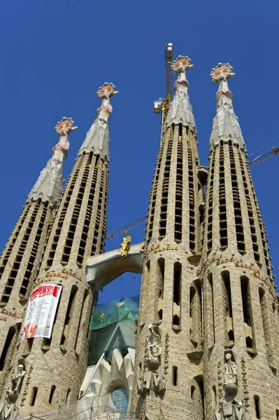 外看Sagrada Familia 西班牙加泰罗尼亚巴塞罗那Eixample区尚未完工的罗马天主教大教堂 — 图库照片