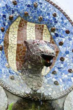 Barselona, İspanya 'daki Guell parkında. Gaudi tarafından tasarlandı. 