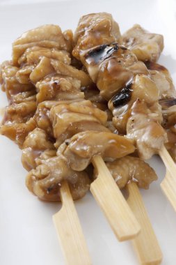 İlahi Yakitori. Geleneksel Japon yemekleri