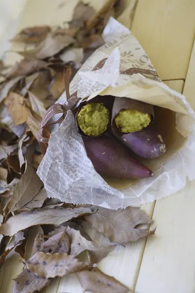 Tasty Japanese Roasted Sweet Potatoes — Stock Photo, Image