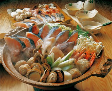 Lezzetli deniz ürünleri ve Asya yemekleri manzarası.            