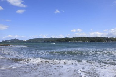 Köpüklü deniz dalgaları. Doğa, tatil konsepti