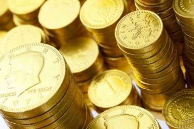 Arka planda altın para