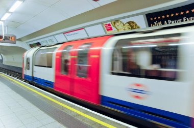 Londra, İngiltere Londra metro istasyonu.