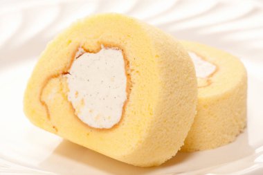 Krem peynirli tatlı rulo 