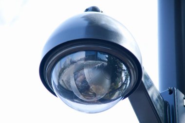 Caddedeki güvenlik kamerası nesnesi