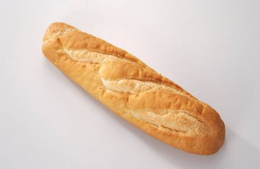 Beyaz arka planda lezzetli ekmek ekmeği.